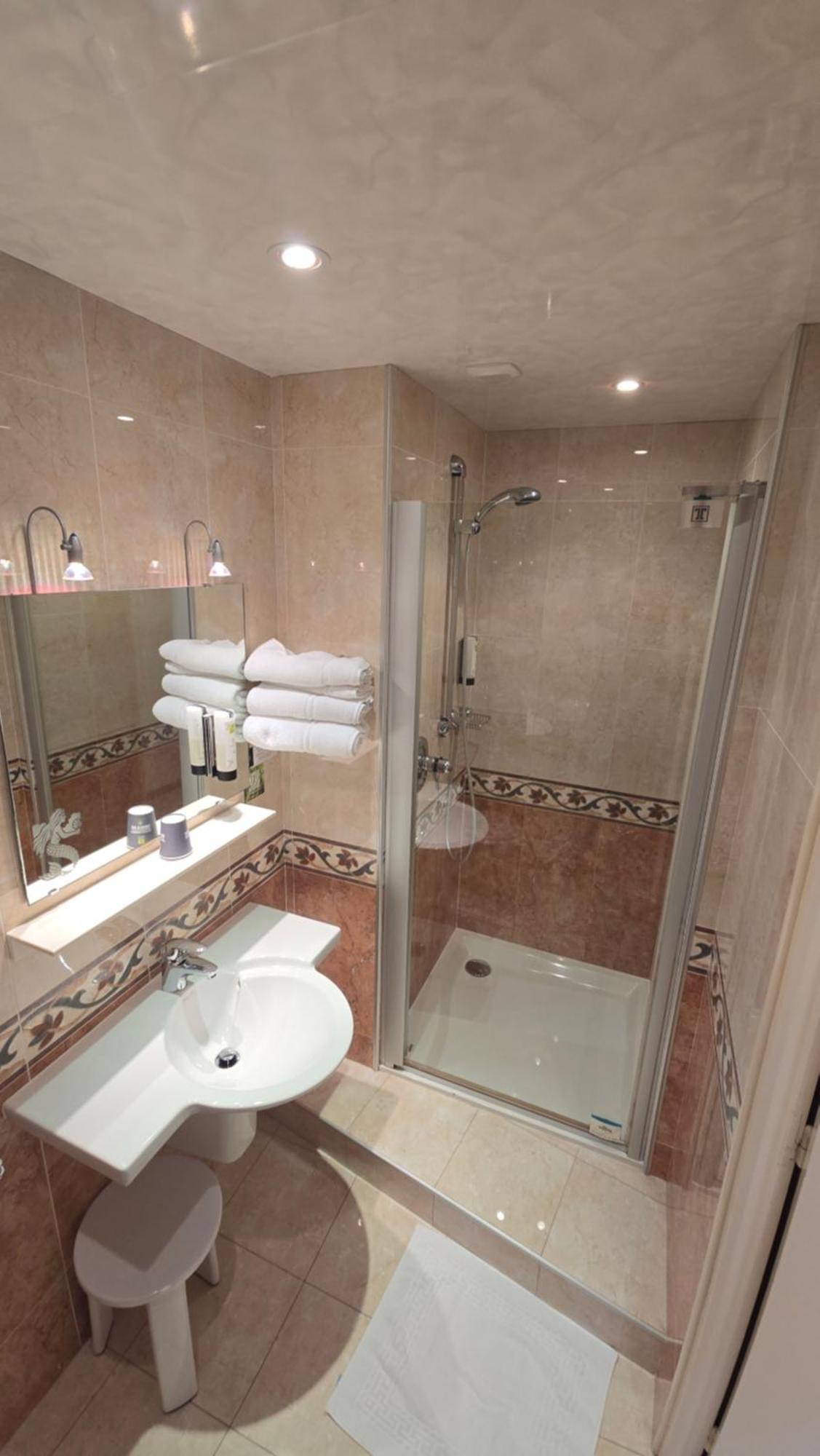 מונטיני-לה-רואה Logis Hotel & Restaurant Arcombelle מראה חיצוני תמונה