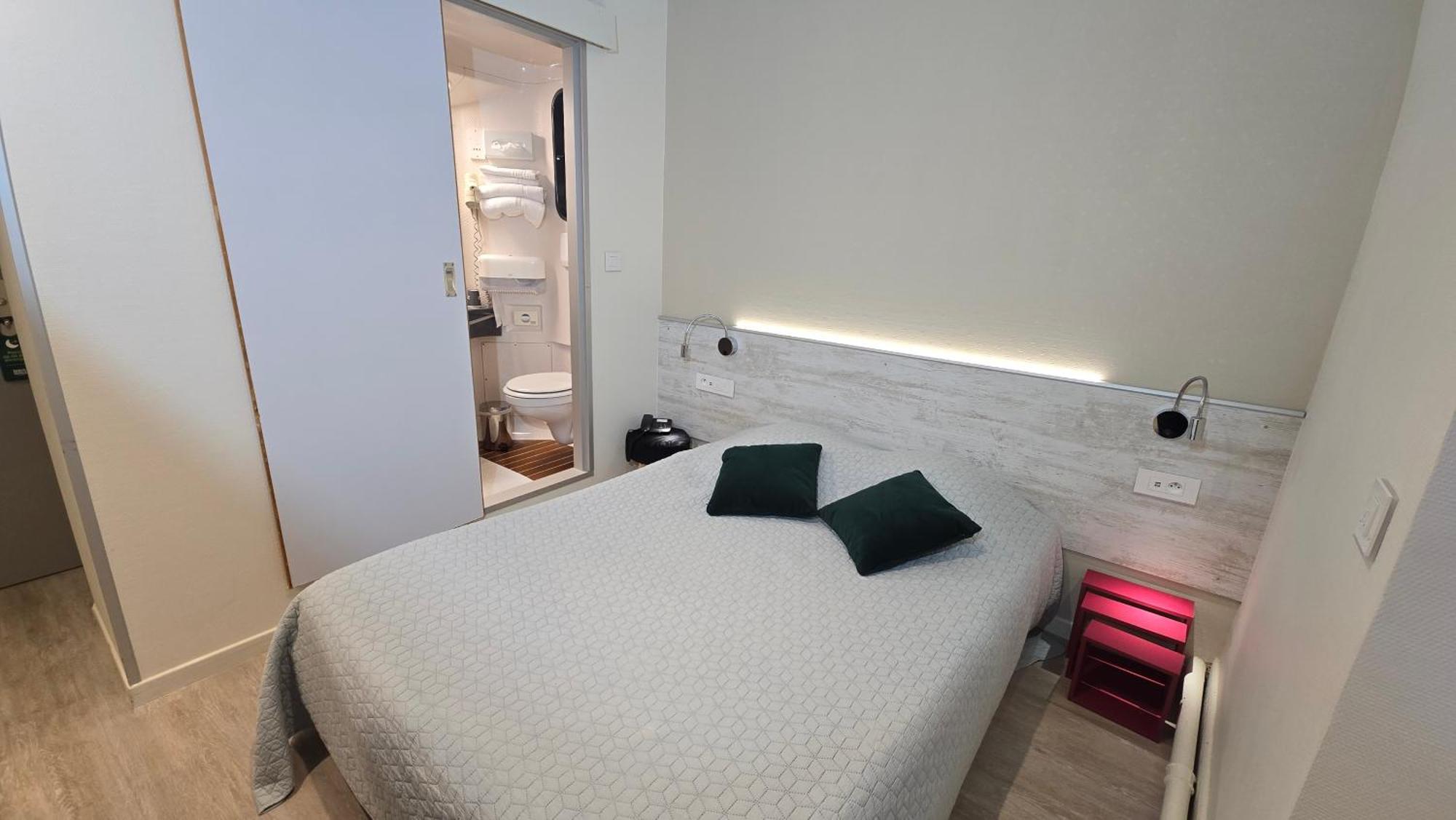 מונטיני-לה-רואה Logis Hotel & Restaurant Arcombelle מראה חיצוני תמונה