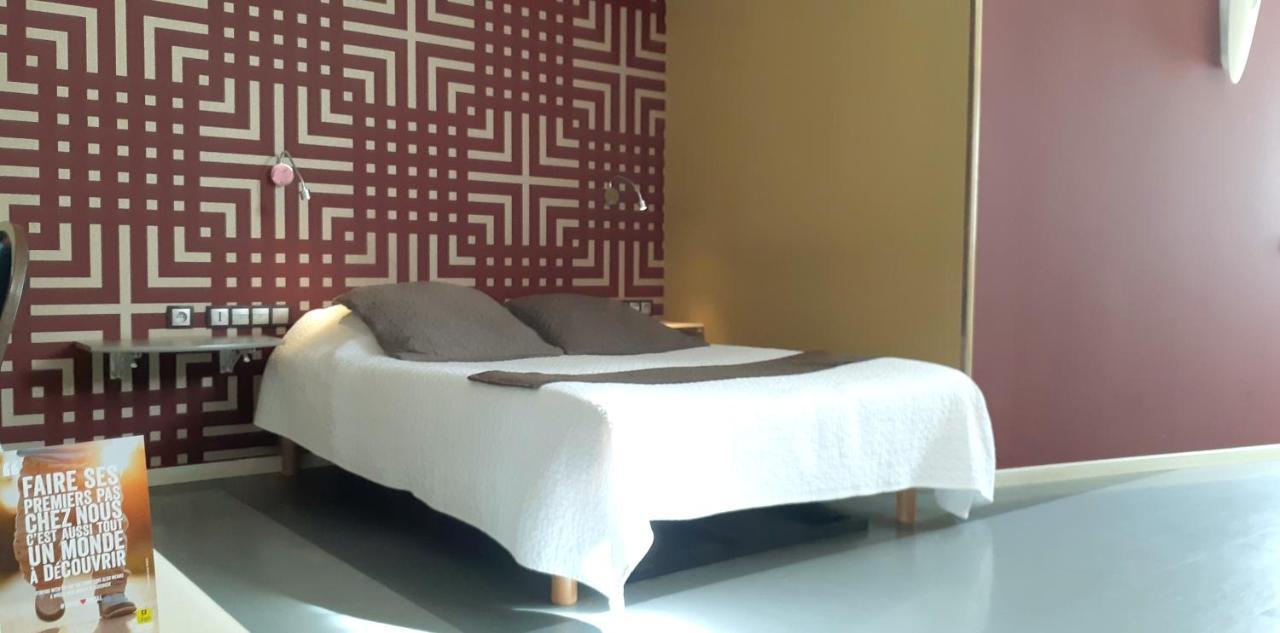 מונטיני-לה-רואה Logis Hotel & Restaurant Arcombelle מראה חיצוני תמונה